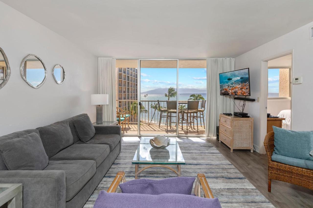 Villa Incredible Beachfront 1Br - Sleeps 4 Awesome Location And In The Center Of Restaurants Many Beaches Golf And More Kahana Exterior foto