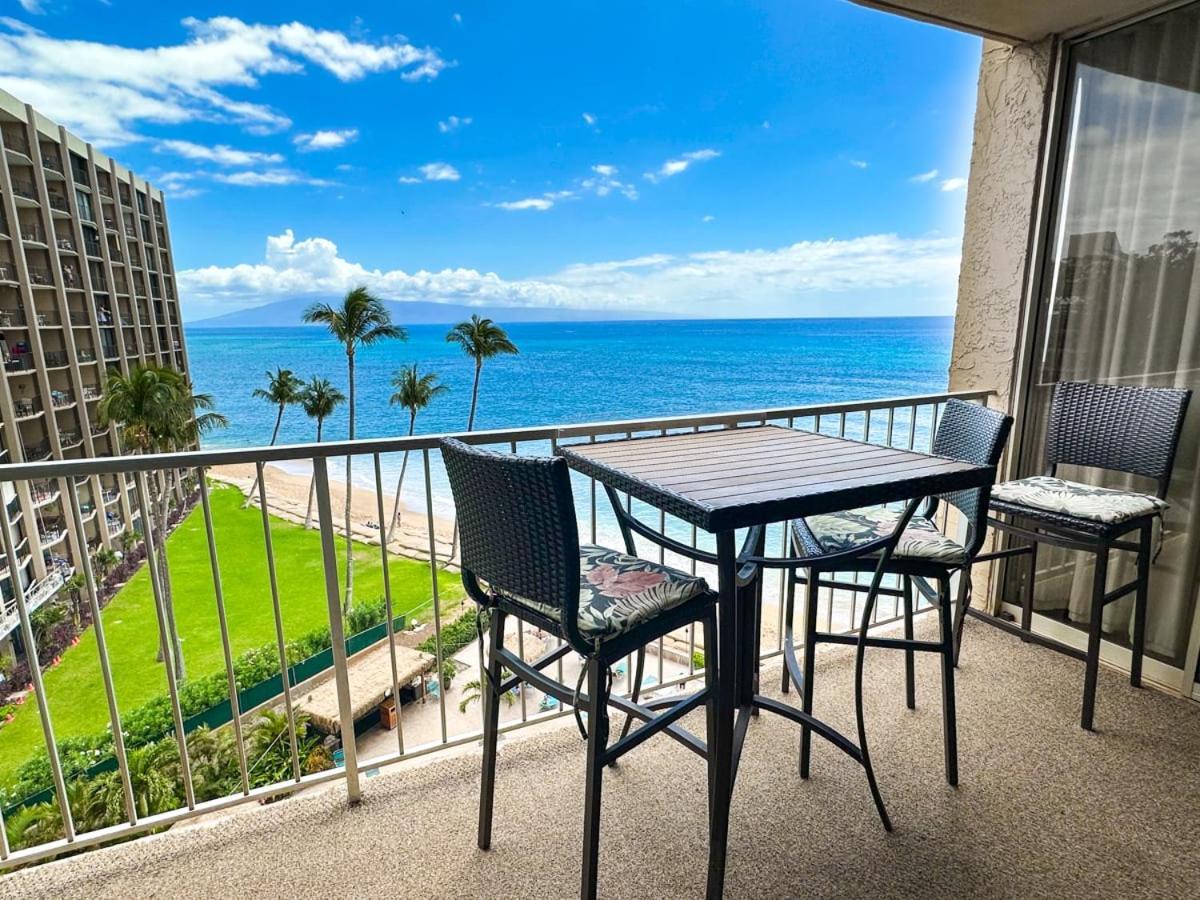 Villa Incredible Beachfront 1Br - Sleeps 4 Awesome Location And In The Center Of Restaurants Many Beaches Golf And More Kahana Exterior foto