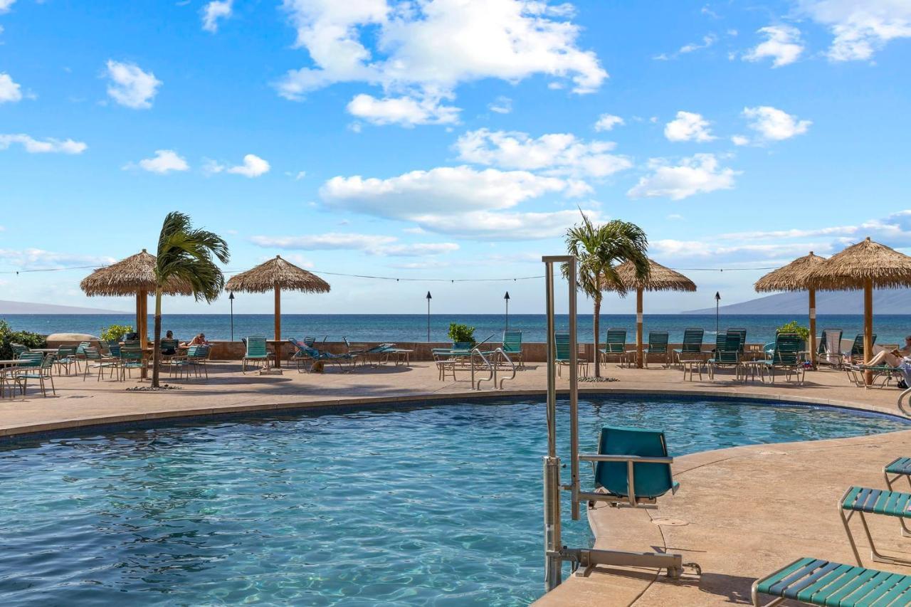 Villa Incredible Beachfront 1Br - Sleeps 4 Awesome Location And In The Center Of Restaurants Many Beaches Golf And More Kahana Exterior foto